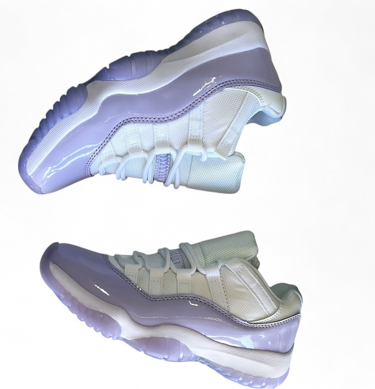 NIKE Air Jordan 11