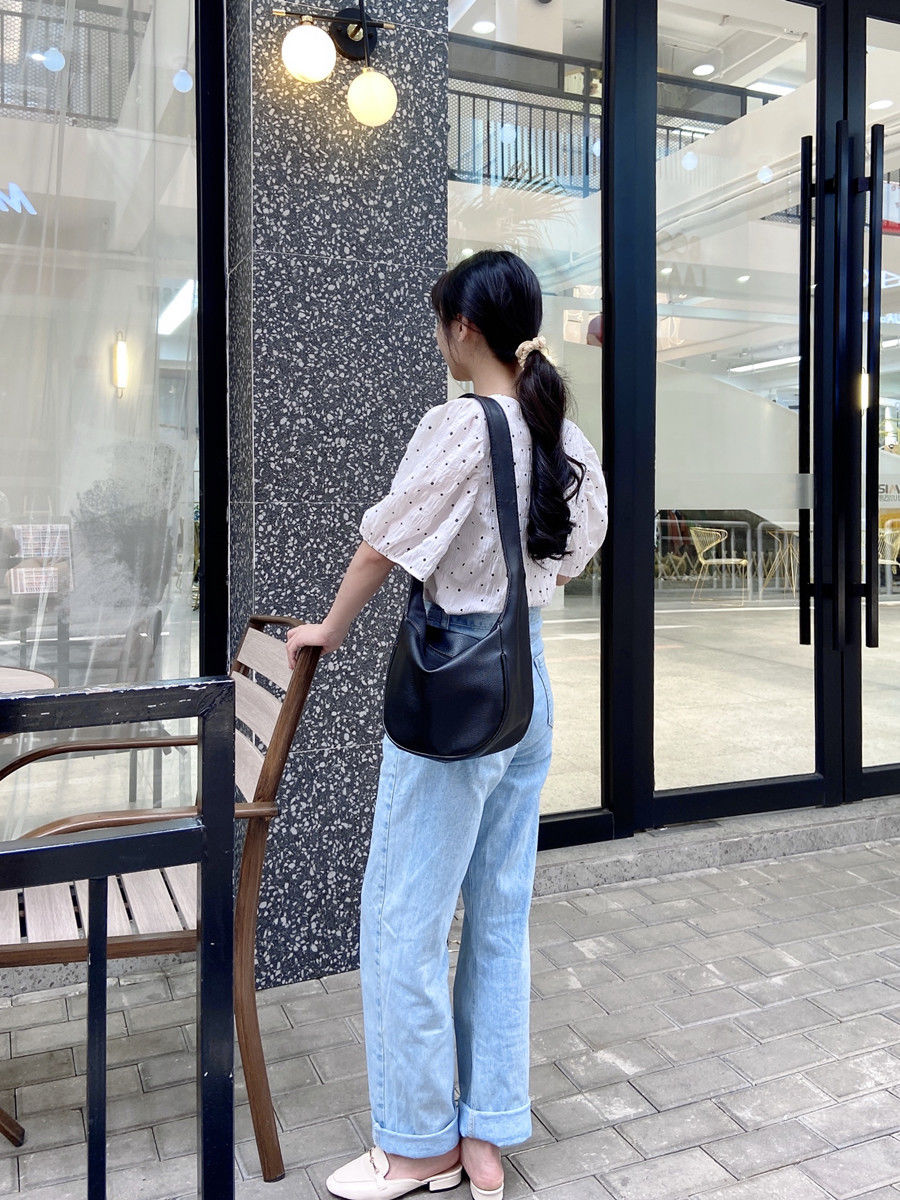 Hand bag