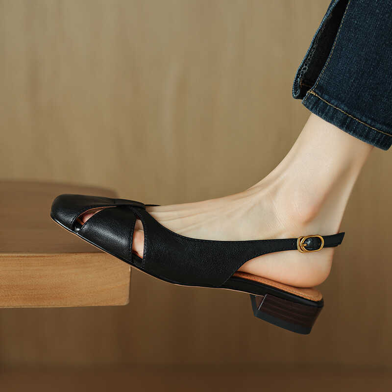 Women Flats
