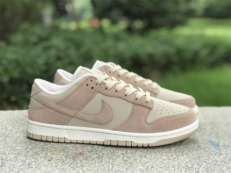 Nike Dunk Low SE Sand Drift