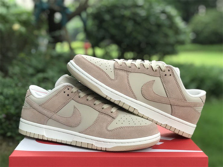 Nike Dunk Low SE Sand Drift