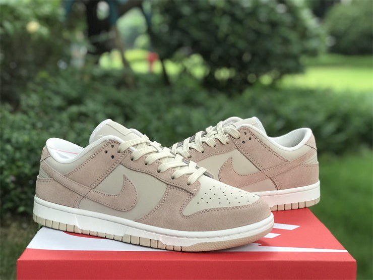 Nike Dunk Low SE Sand Drift